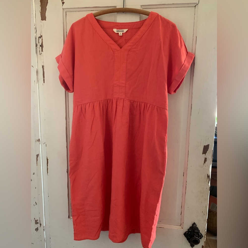 Briggs Coral dress. Size medium.